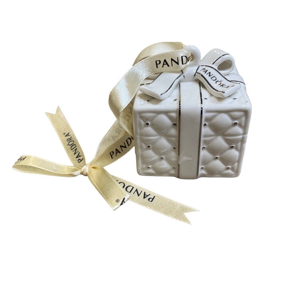 2016 Pandora Christmas Ornament Porcelain Gift Box 2016 Charm Bag White Silver